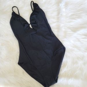 Old Navy Ruffle Deep V Lace Up Back One Piece Swimsuit M NWT Black